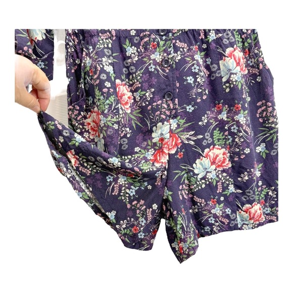 ModCloth Floral‎ Print Romper XS Purple Button Down Pockets V Neck 3/4 Sleeve - Picture 3 of 8